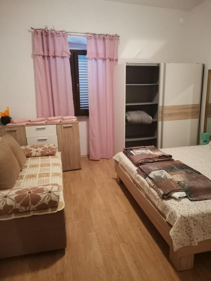 Apartman Miki プーラ エクステリア 写真
